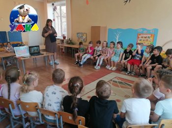 "Известные памятники неизвестным героям"